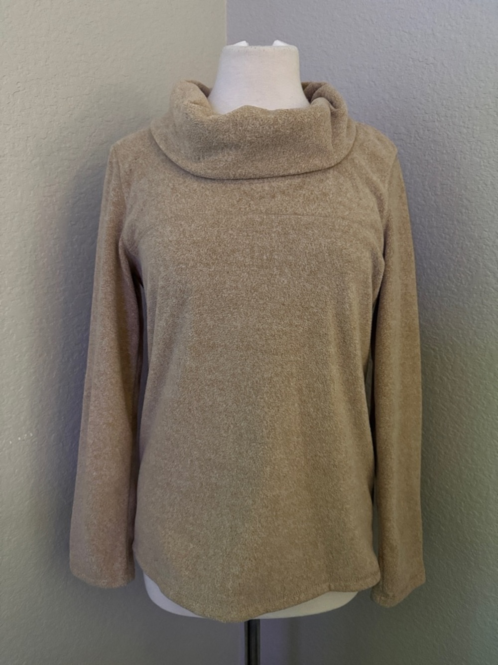 Tweeds Cozy Funnel Neck Women's Sweater - Beige